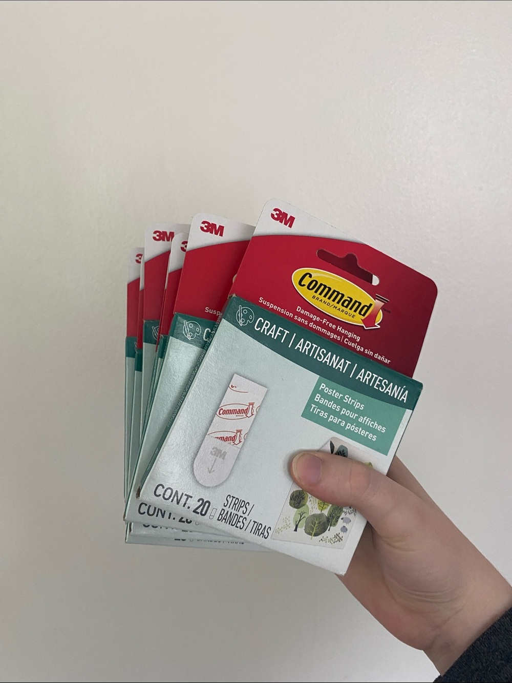 Command Poster Strips 7 Packs of 20 Strips